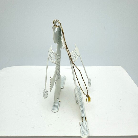 Vintage 1983 Tamerlane Skier Ornament Solid White Metal Skiing Bear - Picture 4 of 7